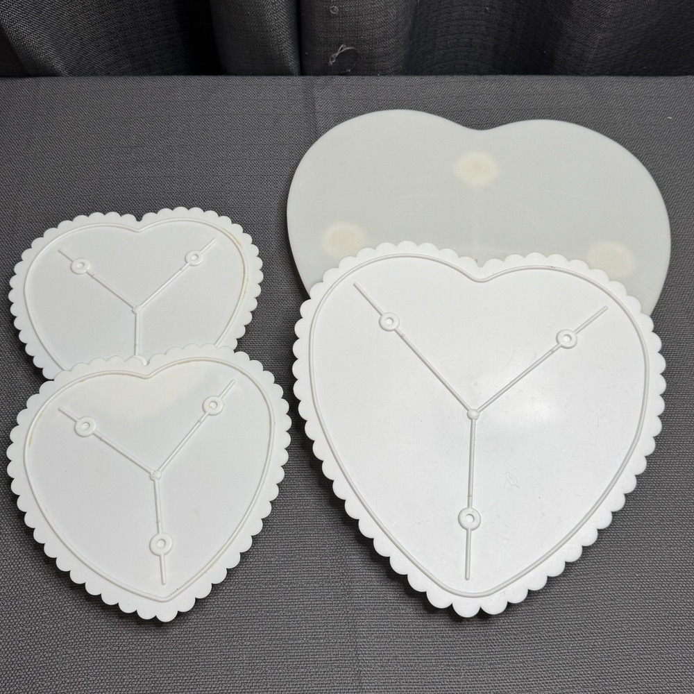 Lot of 4 Wilton Heart Shape Cake Separator Plates